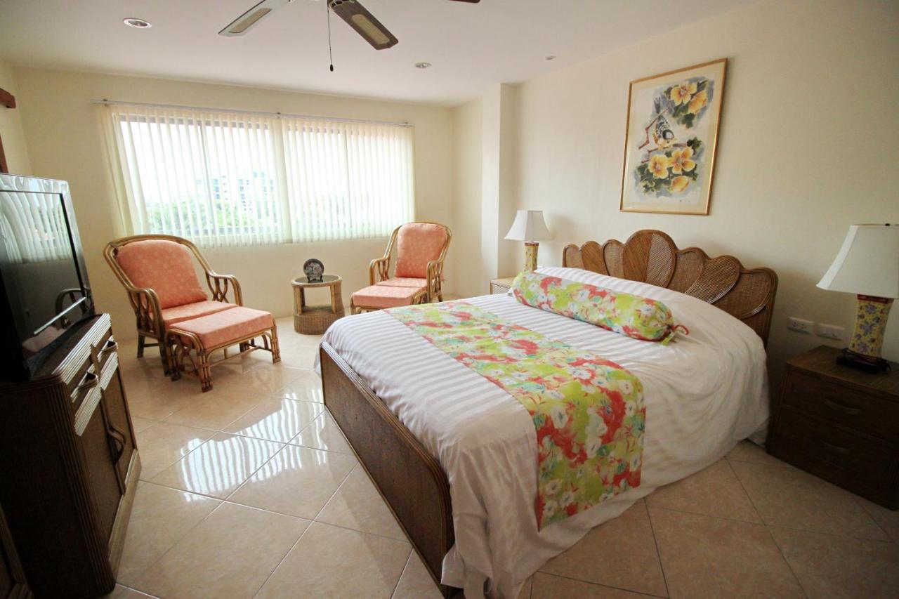 Butterfly Garden Boutique Residences By Frasier, A Lifestyle Destination Apt And Villas 1 To 3 Bedroom Units, 2 Full Bathrooms, Rain Shower, Spa Bath, Complete Kitchen, Staff 24-7,Fast Fiber Optic Wifi, 55" Smart Tv'S, Free Bbq, Pattaya Exteriör bild