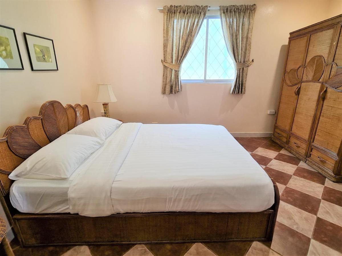 Butterfly Garden Boutique Residences By Frasier, A Lifestyle Destination Apt And Villas 1 To 3 Bedroom Units, 2 Full Bathrooms, Rain Shower, Spa Bath, Complete Kitchen, Staff 24-7,Fast Fiber Optic Wifi, 55" Smart Tv'S, Free Bbq, Pattaya Exteriör bild