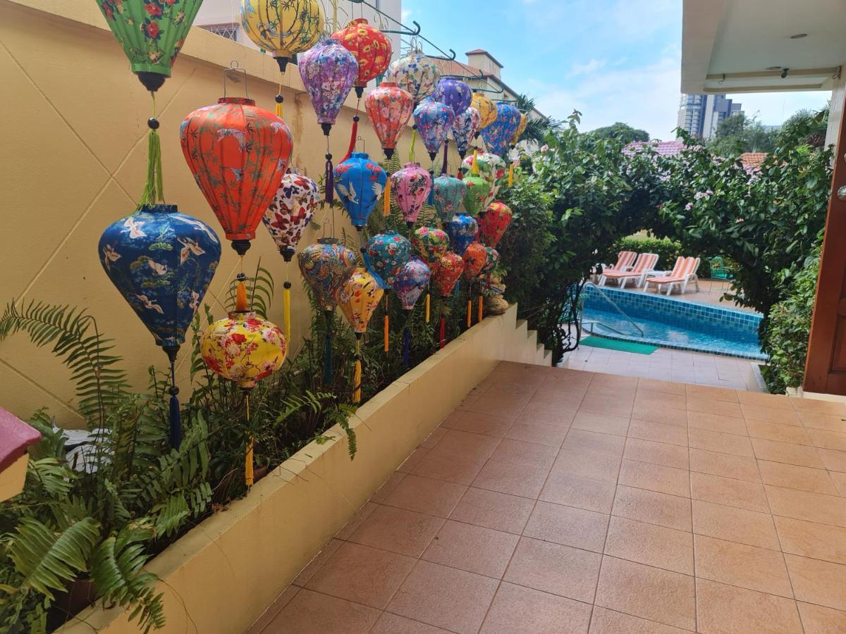Butterfly Garden Boutique Residences By Frasier, A Lifestyle Destination Apt And Villas 1 To 3 Bedroom Units, 2 Full Bathrooms, Rain Shower, Spa Bath, Complete Kitchen, Staff 24-7,Fast Fiber Optic Wifi, 55" Smart Tv'S, Free Bbq, Pattaya Exteriör bild