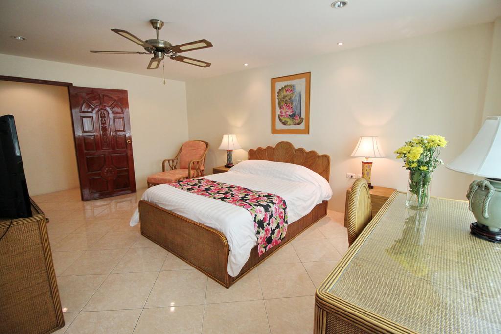 Butterfly Garden Boutique Residences By Frasier, A Lifestyle Destination Apt And Villas 1 To 3 Bedroom Units, 2 Full Bathrooms, Rain Shower, Spa Bath, Complete Kitchen, Staff 24-7,Fast Fiber Optic Wifi, 55" Smart Tv'S, Free Bbq, Pattaya Rum bild