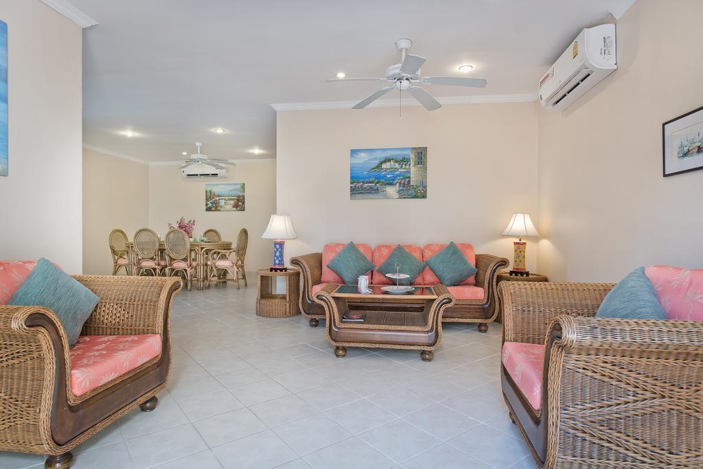 Butterfly Garden Boutique Residences By Frasier, A Lifestyle Destination Apt And Villas 1 To 3 Bedroom Units, 2 Full Bathrooms, Rain Shower, Spa Bath, Complete Kitchen, Staff 24-7,Fast Fiber Optic Wifi, 55" Smart Tv'S, Free Bbq, Pattaya Exteriör bild