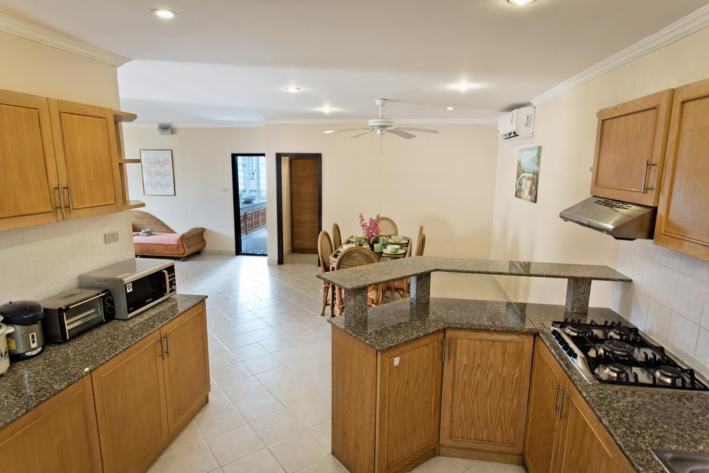 Butterfly Garden Boutique Residences By Frasier, A Lifestyle Destination Apt And Villas 1 To 3 Bedroom Units, 2 Full Bathrooms, Rain Shower, Spa Bath, Complete Kitchen, Staff 24-7,Fast Fiber Optic Wifi, 55" Smart Tv'S, Free Bbq, Pattaya Exteriör bild